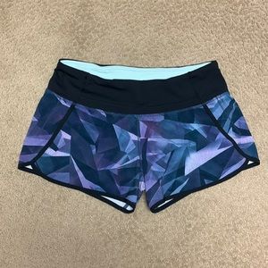 Lululemon Run Times shorts sz 6